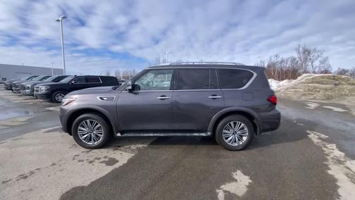 2024 INFINITI QX80 Luxe