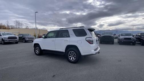 2024 Toyota 4Runner TRD Off Road