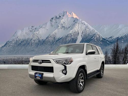 2024 Toyota 4Runner TRD Off Road
