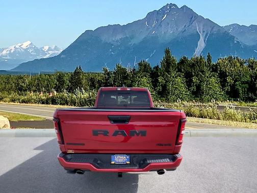 Molten Red Pearlcoat 2026 RAM 1500 Big Horn/Lone Star