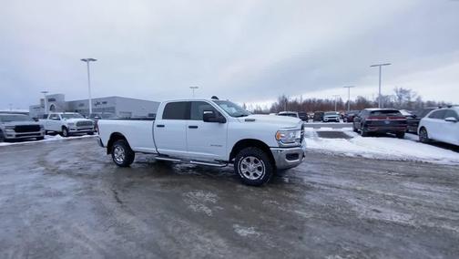 2023 RAM 2500 Big Horn Crew Cab 4x4 8' Box