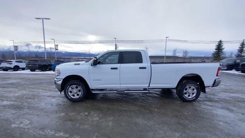 2023 RAM 2500 Big Horn Crew Cab 4x4 8' Box