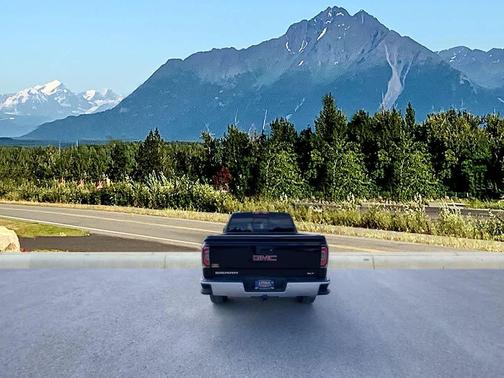 Onyx Black 2016 GMC Sierra 1500 SLT