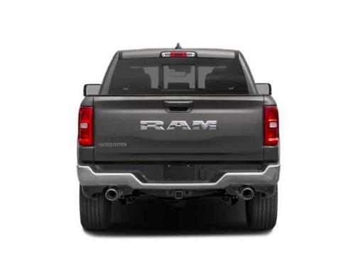 Diamond Black Crystal Pearlcoat 2026 RAM 1500 Laramie