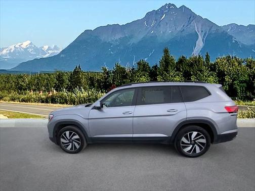2024 Volkswagen Atlas 2.0T SE w/Technology 4MOTION