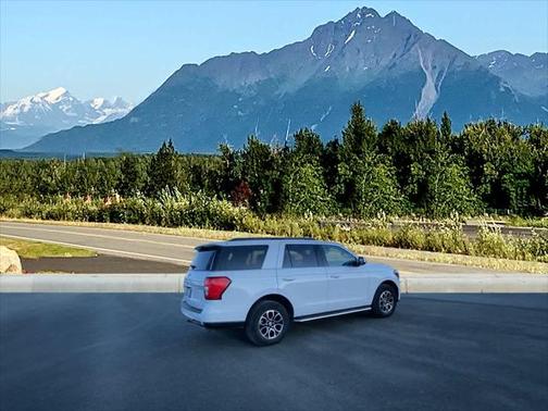 2022 Ford Expedition XLT