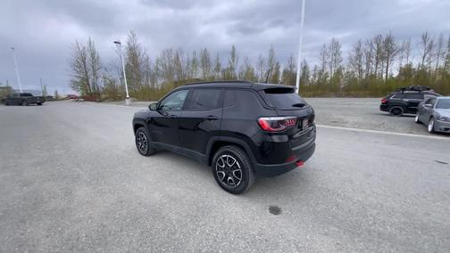Diamond Black Crystal Pearlcoat 2025 Jeep Compass Trailhawk