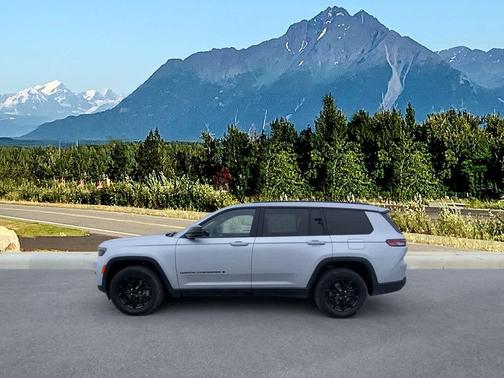2024 Jeep Grand Cherokee L Altitude