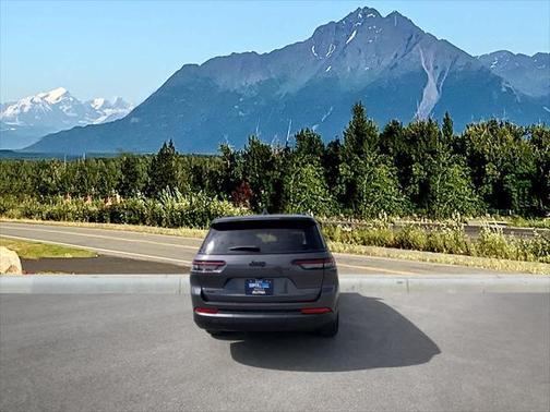 2025 Jeep Grand Cherokee L Altitude