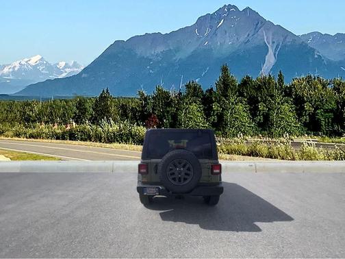Granite Crystal Metallic Clearcoat 2026 Jeep Gladiator Sport