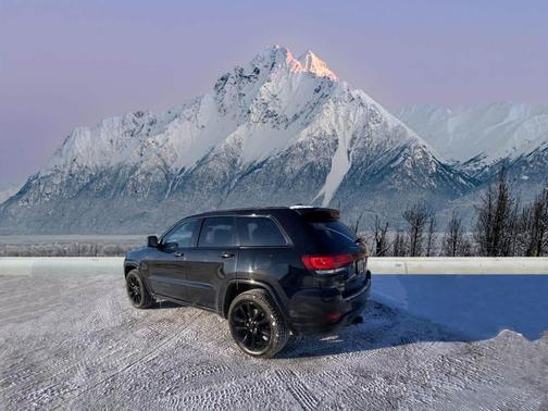 2020 Jeep Grand Cherokee Altitude