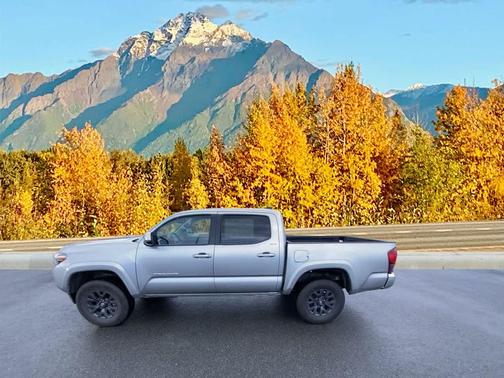 2023 Toyota Tacoma SR5