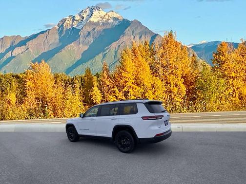 2024 Jeep Grand Cherokee L Altitude