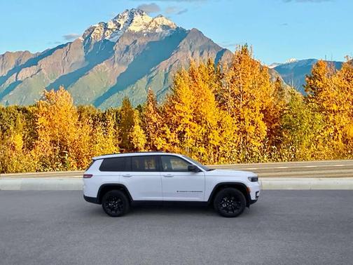 2024 Jeep Grand Cherokee L Altitude