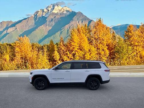 2024 Jeep Grand Cherokee L Altitude