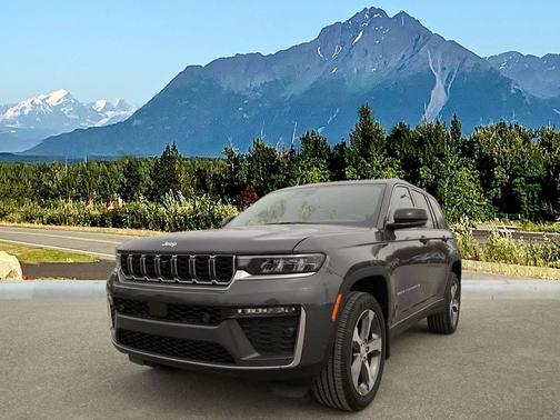 Baltic Gray Metallic Clearcoat 2026 Jeep Grand Cherokee Limited