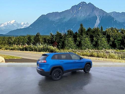 2023 Jeep Cherokee Altitude