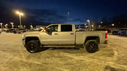 2018 GMC Sierra 2500 SLT