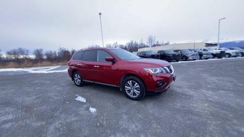 2018 Nissan Pathfinder SL