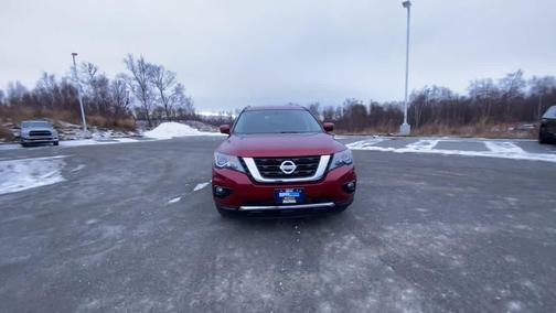 2018 Nissan Pathfinder SL