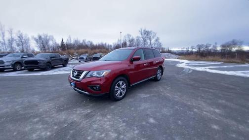 2018 Nissan Pathfinder SL