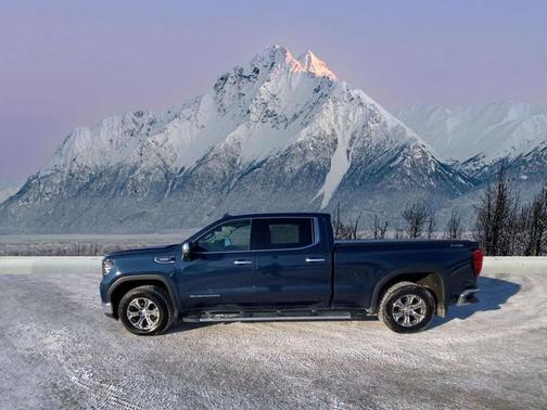 2023 GMC Sierra 1500 SLT