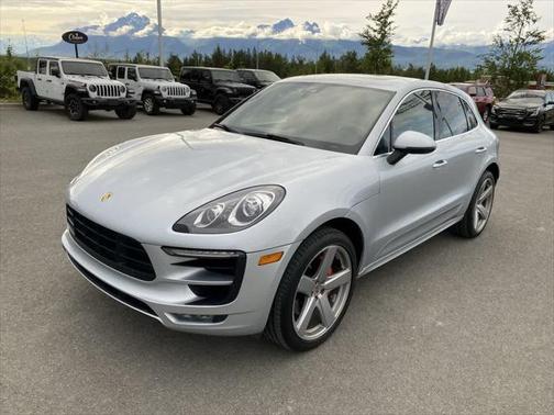 2015 Porsche Macan Turbo