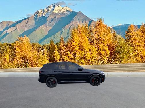 2022 BMW X3 M40i
