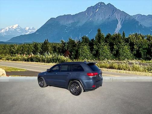 2021 Jeep Grand Cherokee Trailhawk