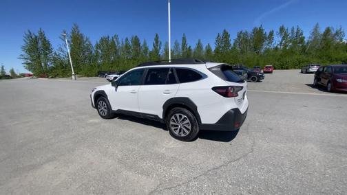 Crystal White Pearl 2025 Subaru Outback Premium