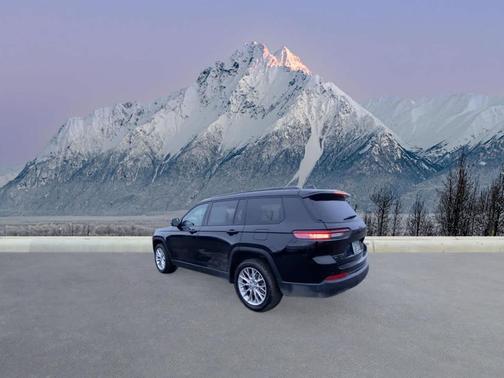 2022 Jeep Grand Cherokee L Altitude