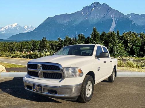 2022 RAM 1500 Classic SLT