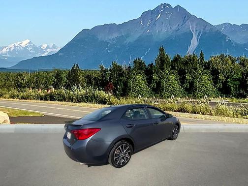 Slate Metallic 2018 Toyota Corolla SE