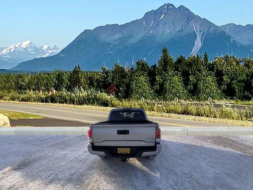 Silver Sky Metallic 2019 Toyota Tacoma Limited