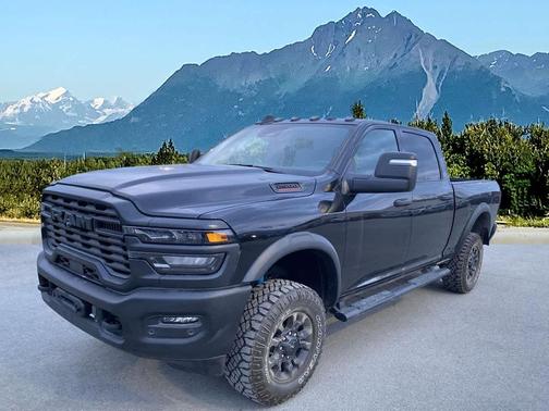 Diamond Black Crystal Pearlcoat 2026 RAM 2500 Tradesman