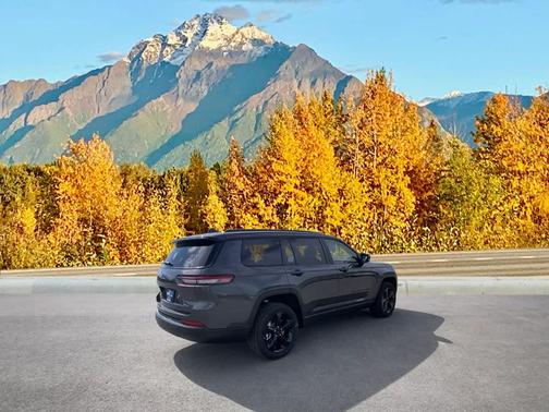 2025 Jeep Grand Cherokee L Altitude