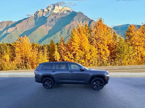 2025 Jeep Grand Cherokee L Altitude
