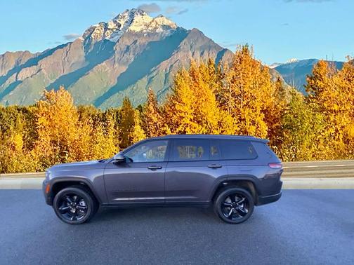 2025 Jeep Grand Cherokee L Altitude