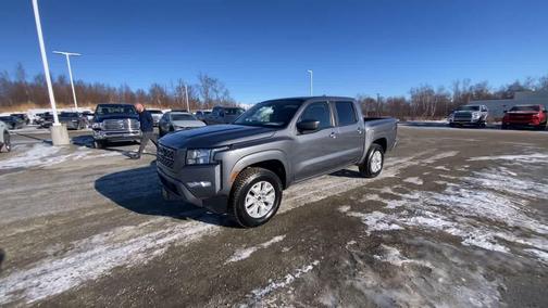 2022 Nissan Frontier SV
