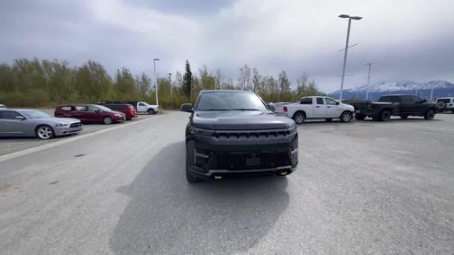 High Gloss Black 2026 Jeep Grand Wagoneer L 4x4