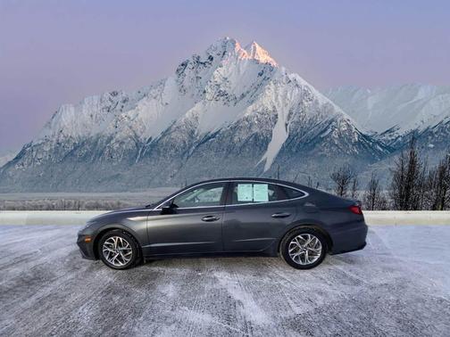 2023 Hyundai SONATA SEL