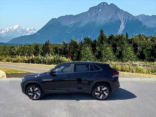 2024 Volkswagen Atlas Cross Sport 2.0T SE w/Technology 4MOTION
