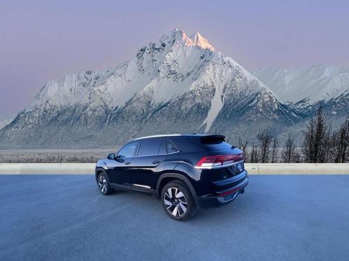 2025 Volkswagen Atlas Cross Sport 2.0T SE w/Technology 4MOTION