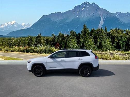2023 Jeep Cherokee Altitude