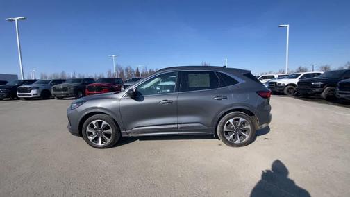 2023 Ford Escape Platinum