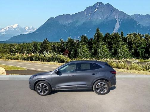 2023 Ford Escape Platinum