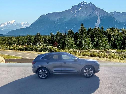 2023 Ford Escape Platinum