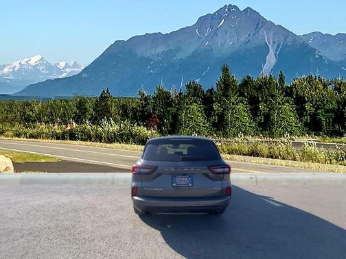 2023 Ford Escape Platinum