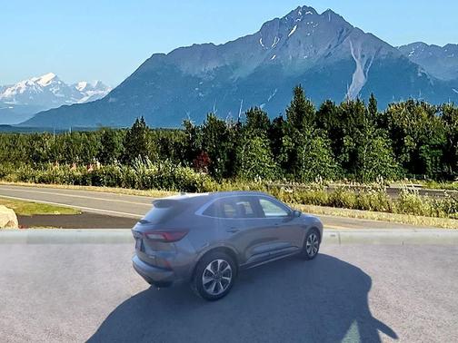 2023 Ford Escape Platinum