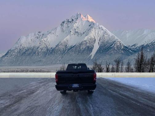 2026 RAM 2500 Laramie Crew Cab 4x4 6'4' Box